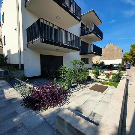 Apartmani Nerium Loviste Luaran gambar