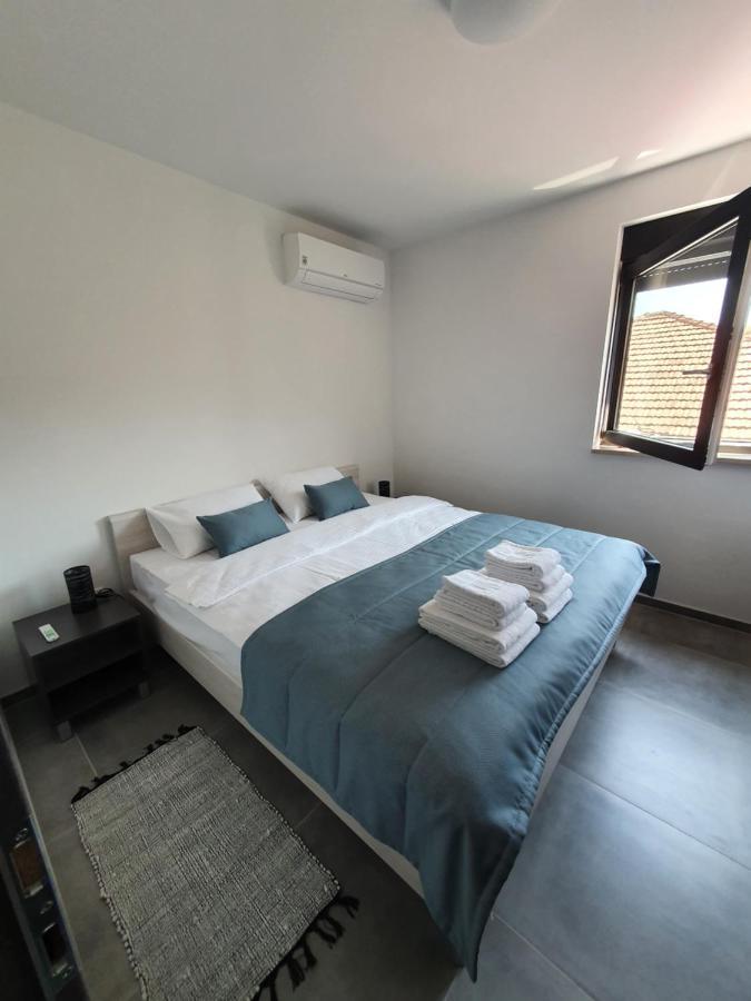 Apartmani Nerium Loviste Luaran gambar