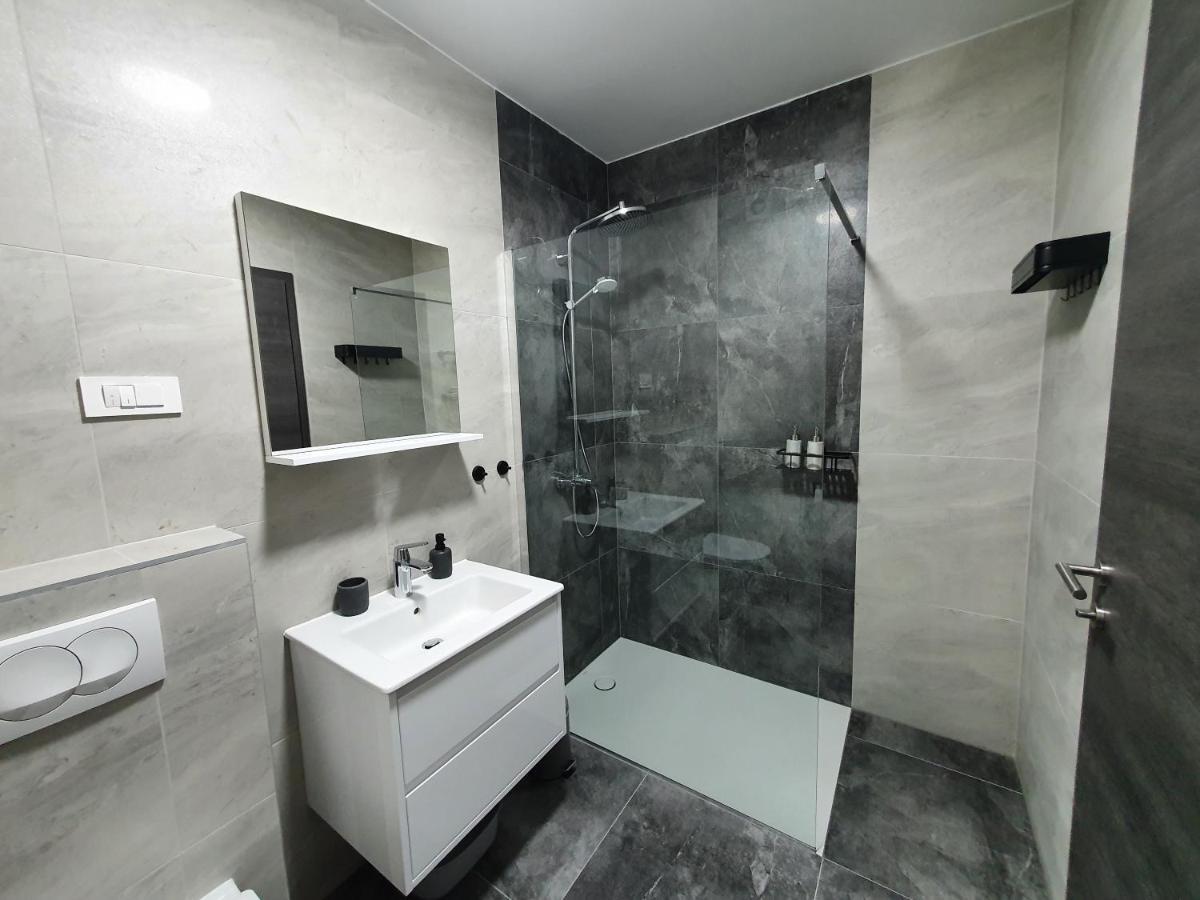 Apartmani Nerium Loviste Luaran gambar