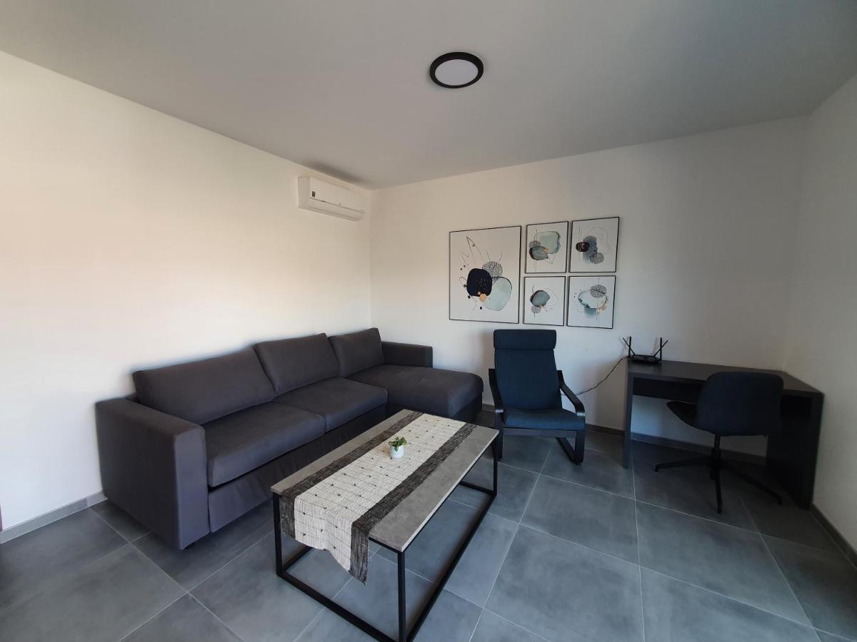 Apartmani Nerium Loviste Luaran gambar