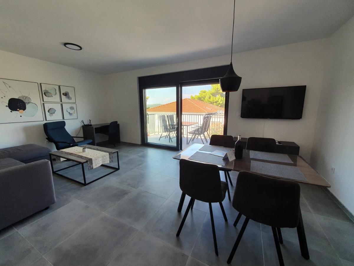 Apartmani Nerium Loviste Luaran gambar