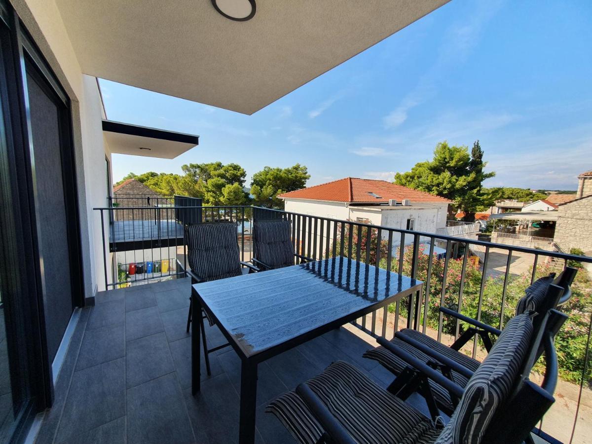Apartmani Nerium Loviste Luaran gambar