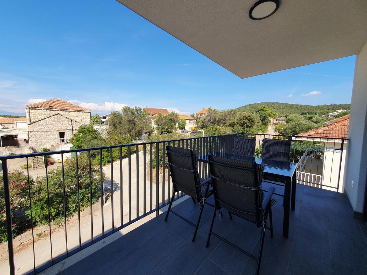 Apartmani Nerium Loviste Luaran gambar
